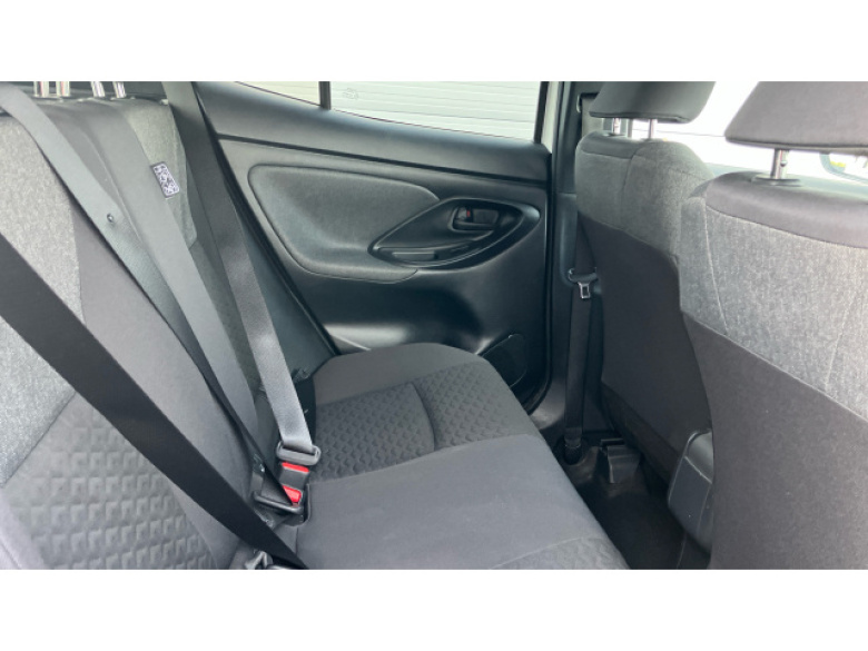 Toyota Yaris Cross 1.5 Hybrid Design 5dr CVT Hybrid Estate